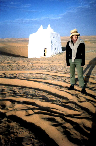 Marie dans le désert algérien